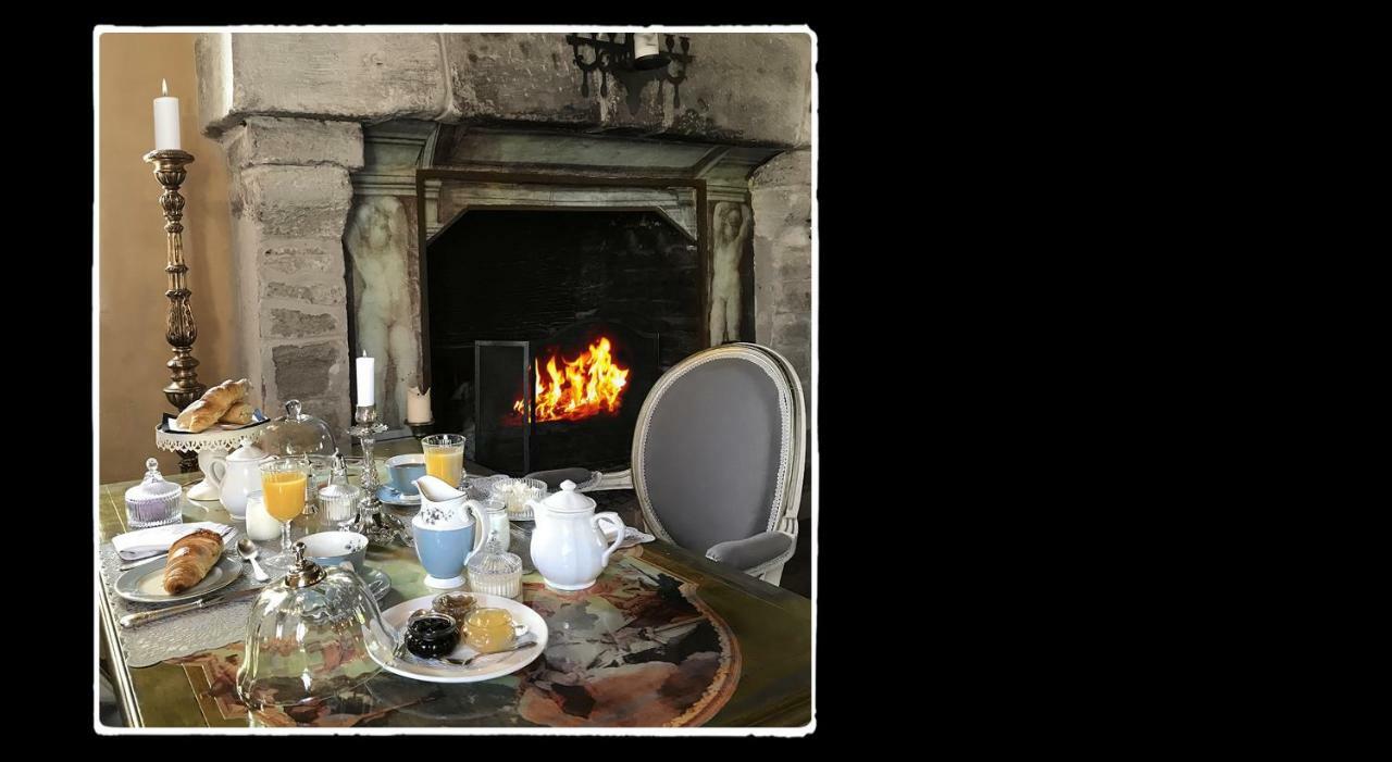 Manoir De Livet Panzió Saint-Germain-de-Livet Kültér fotó